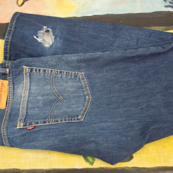 Levis 511, good condition, worn to perfect comfort softness.  Deep blue - Picture 7 of 10